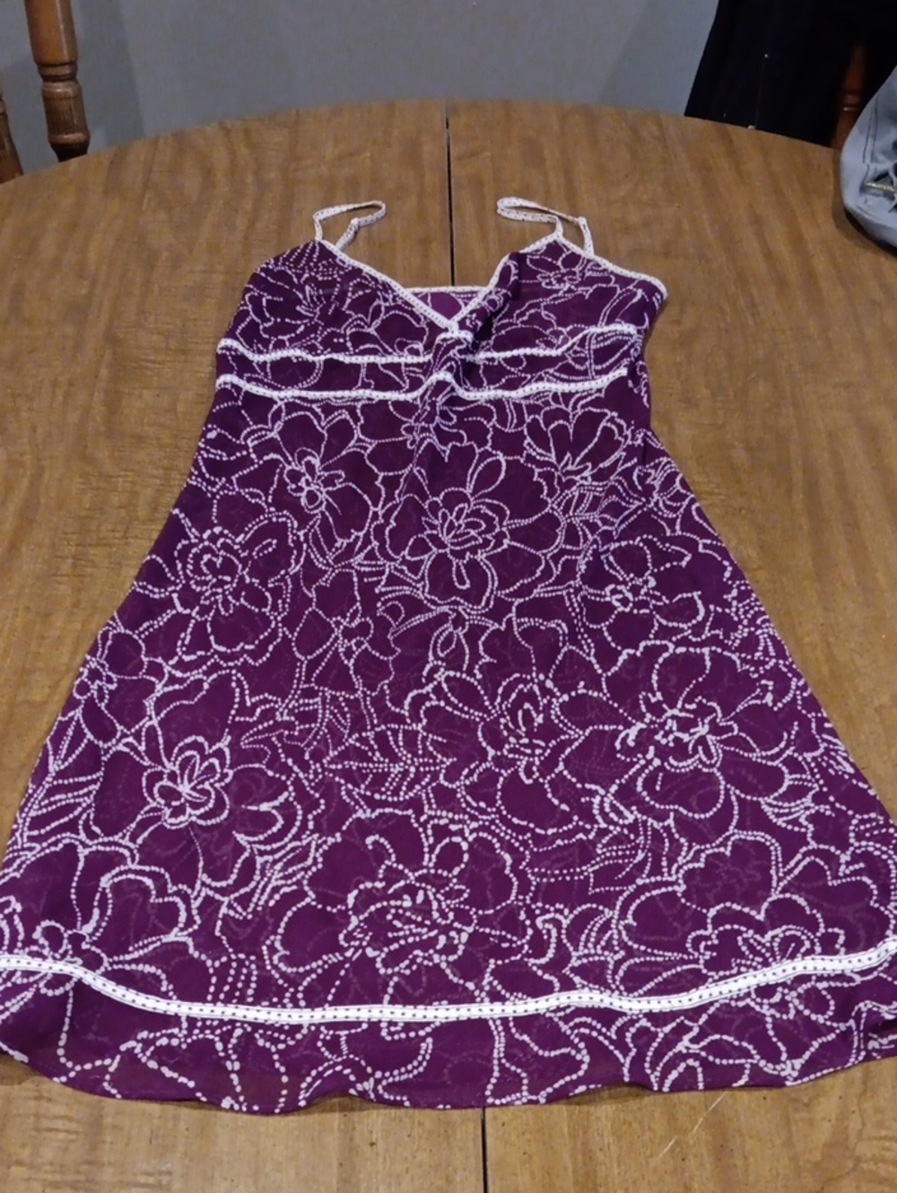 Womens Purple Floral Spaghetti-Strap Nighty
